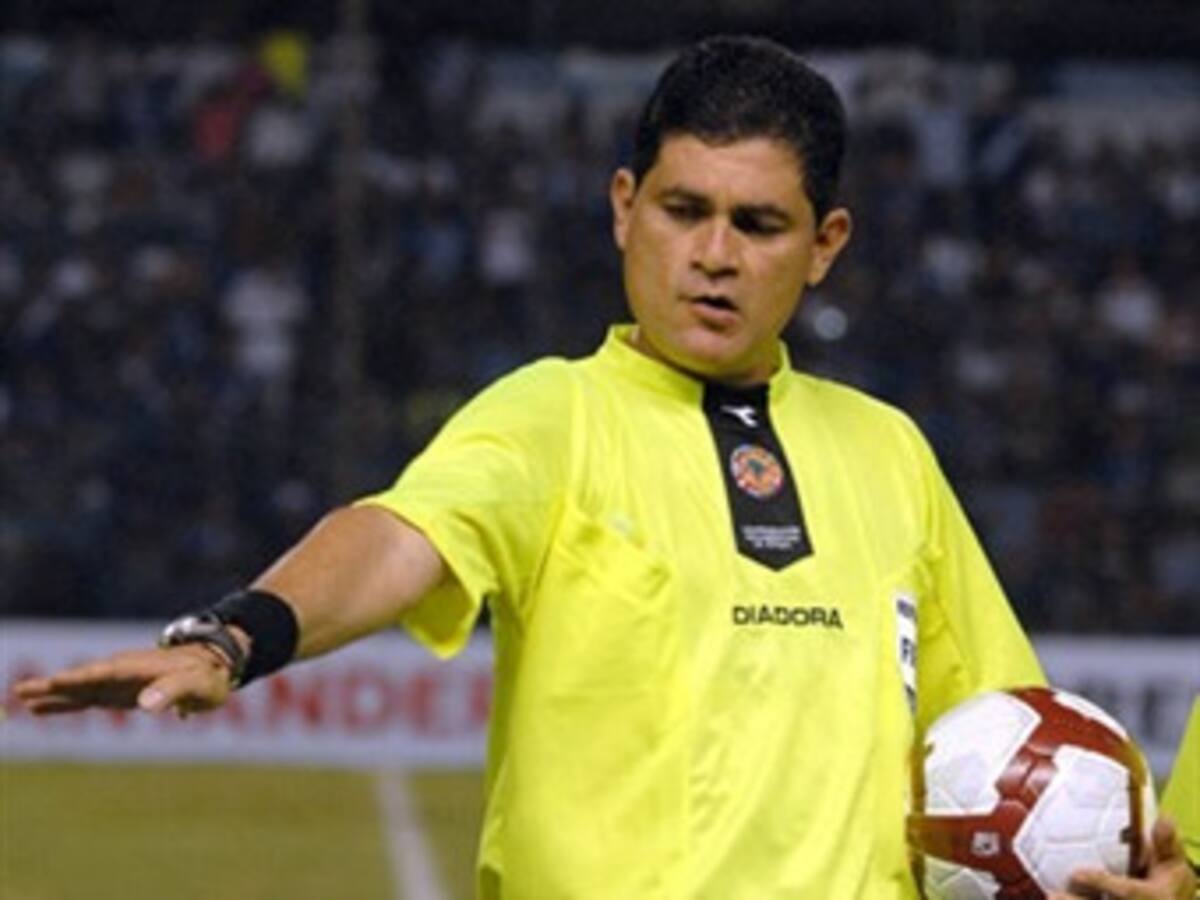 Ruiz y Roldán pitarán la próxima semana en Copa Libertadores