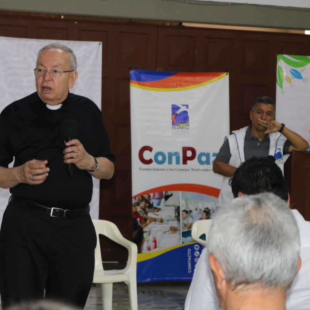 “Es un tiempo propicio para dar pasos hacia la paz”: Iglesia hace llamado a los grupos armados