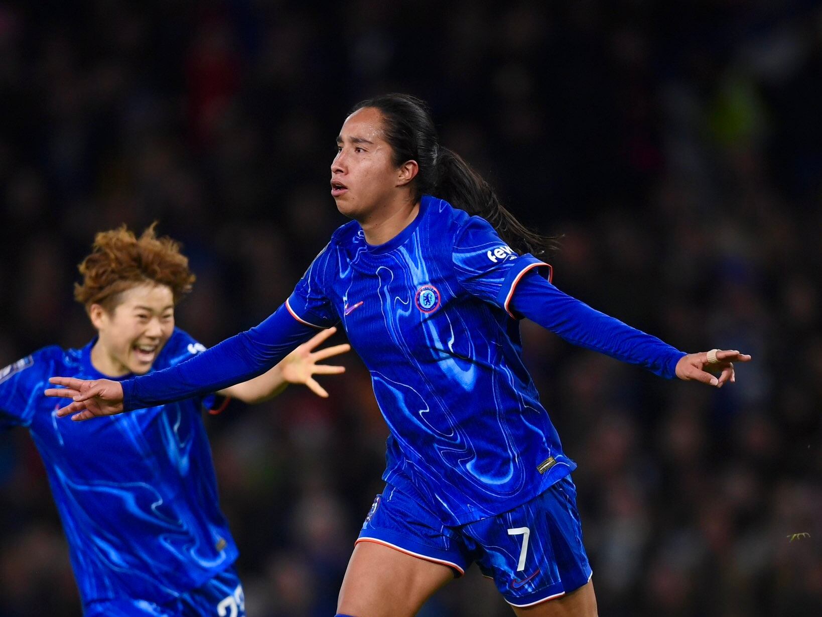 Mayra Ramírez anota con el Chelsea Femenino/ @ChelseaFCW