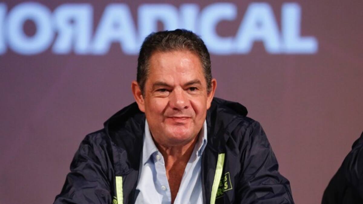 Modificar contratos unilateralmente fue lo más grave: Vargas Lleras sobre tema concesiones