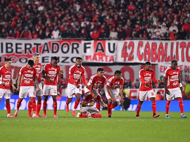 Santa Fe avanzó a cuartos de final de Copa Sudamericana: rival a enfrentar y fecha del partido. (Photo by Rodrigo Valle/Getty Images)