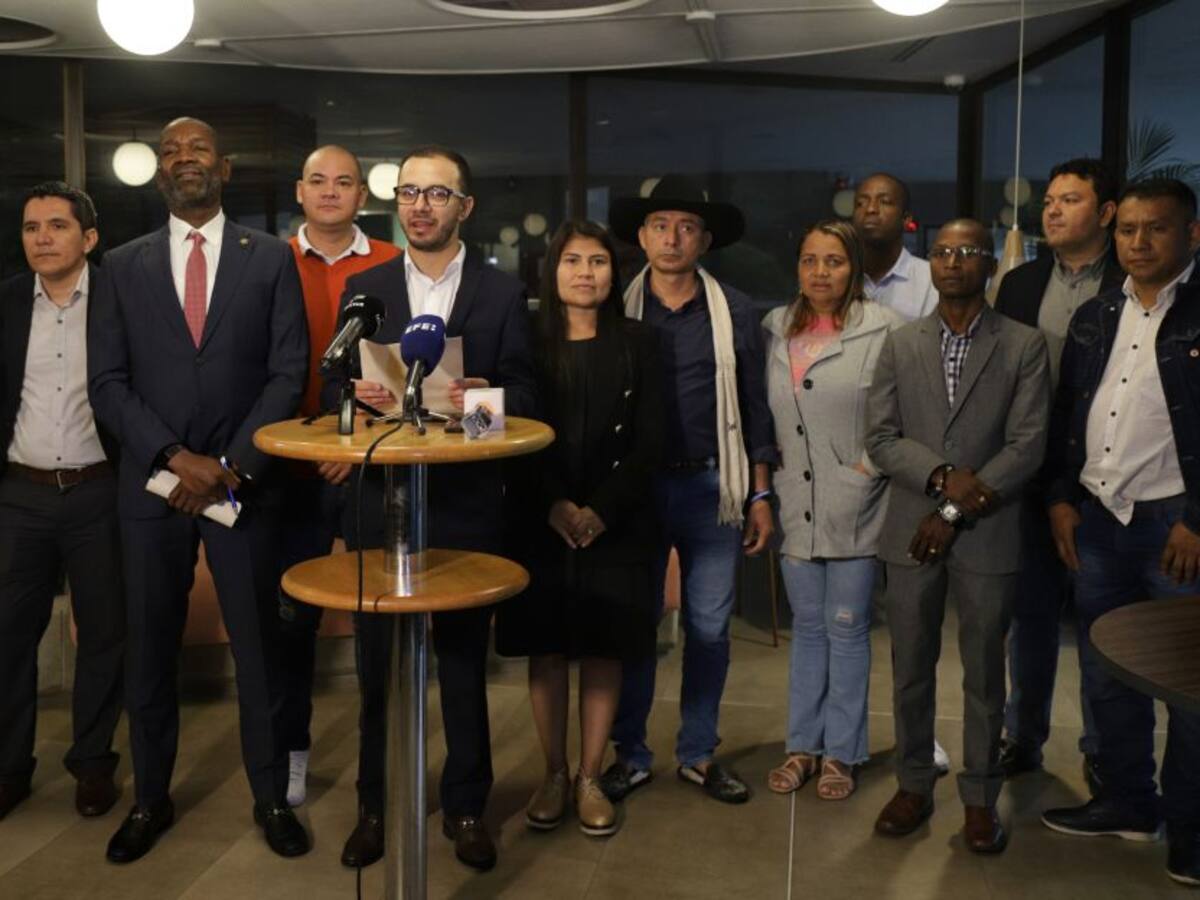 Representantes de curules de paz se capacitan para entrar al congreso