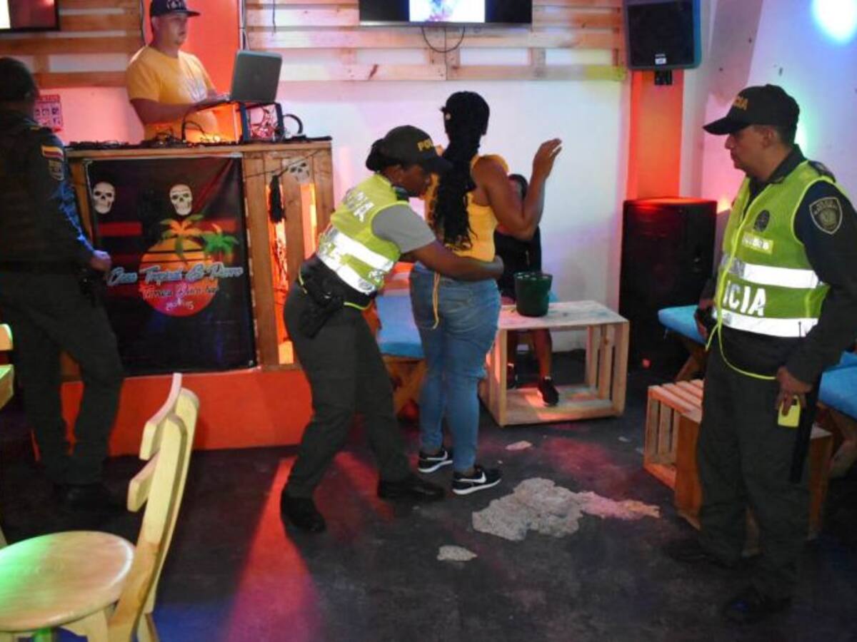 En San José de los Campanos cerrados 4 locales de comercio nocturno
