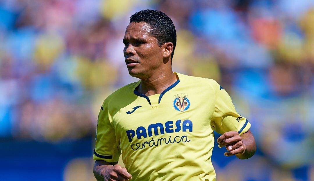 Carlos Bacca vistiendo los colores del Villarreal en la presente temporada.