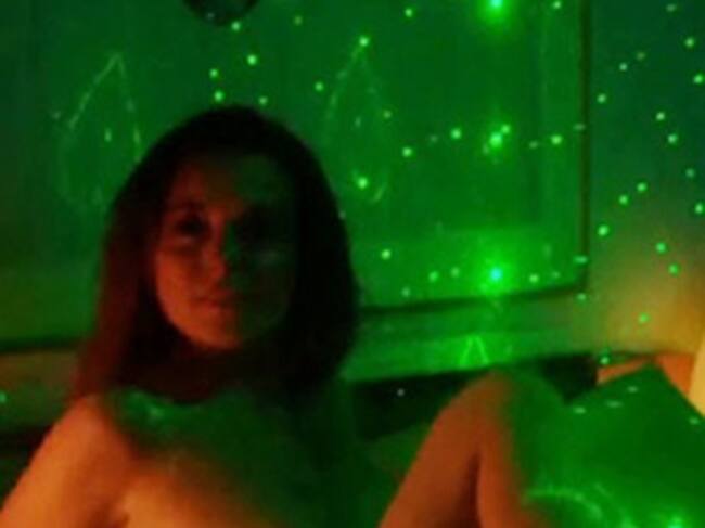 Uno de los múltiples planos en los que veremos a LiLo desnuda en pantalla. Foto: Difusión.