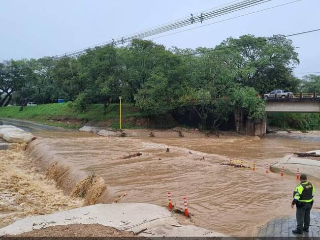 Neiva-El Juncal-variante-Ruta 45 vehículos pesados.