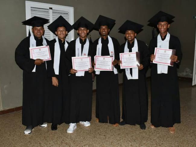 Se graduaron jóvenes en riesgo de barrios priorizados de Cartagena