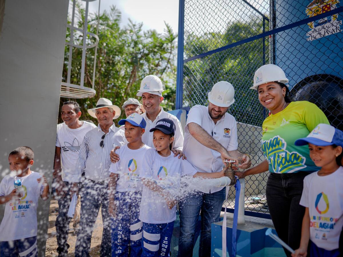 En Bolívar entregaron acueducto que beneficiará a más de 1.000 personas