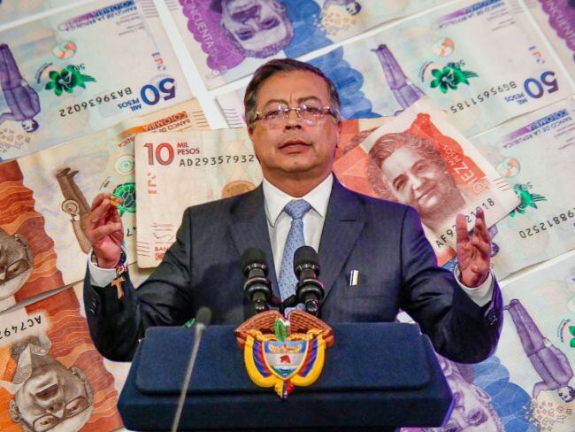 Gustavo Petro alerta aumento del salario mínimo en Colombia para 2026: “voy a aprovechar”
