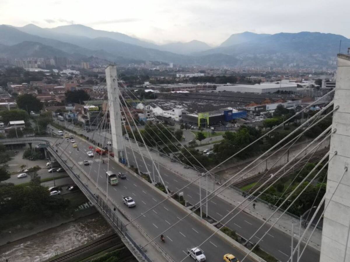 Alcaldía defendió intervención en el puente de la 4 sur