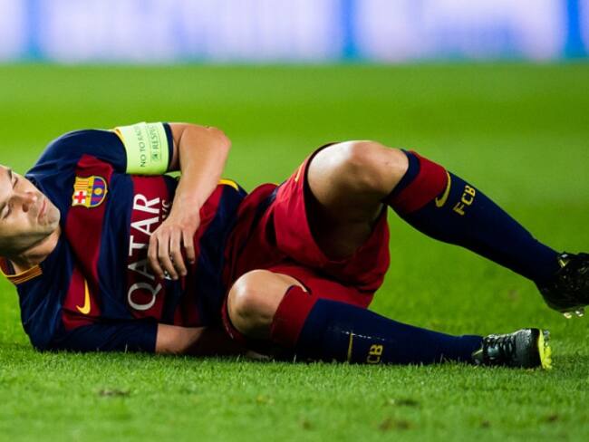 Iniesta se recupera y podrá jugar con Barcelona ante Chelsea