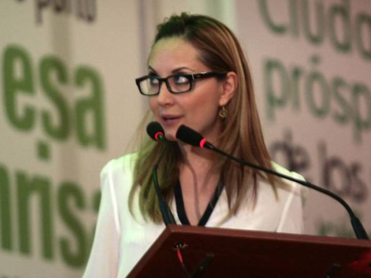 Procuraduría abrió investigación por millonarios contratos de Natalia Springer