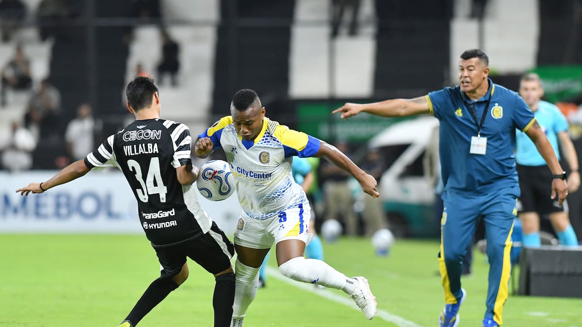 DT de Rosario Central le sale al paso a rumores de salida de Jaminton Campaz: “No se sabe nada”