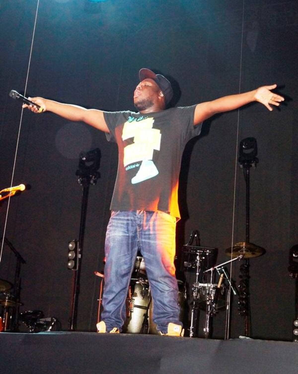 Son Batá no solo fue el grupo de rap que abrió los conciertos de Juanes, sino que fue protagonista de sus conversatorios en todas las ciudades.