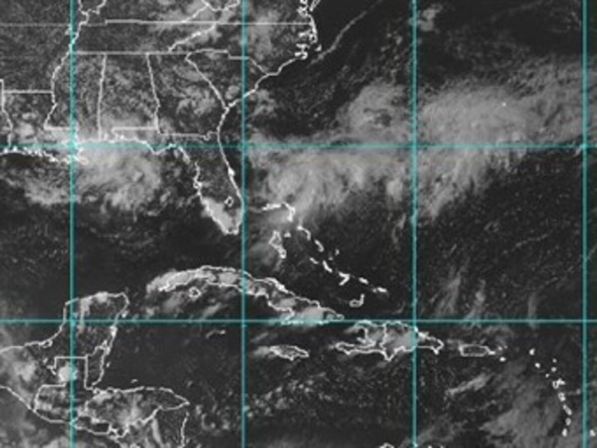 Tormenta tropical 'Bret' se mueve lentamente hacia el noreste del Atlántico