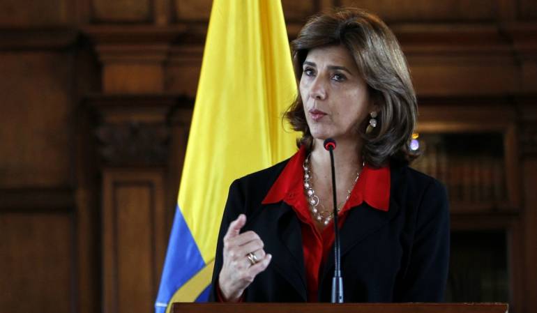 María Angela Holguin