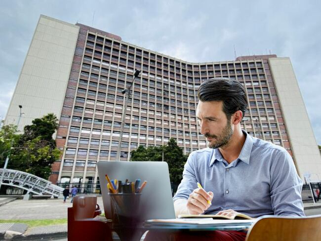 Hacienda Bogotá presenta plataforma y calendario 2025 para reporte y declaración datos tributarios