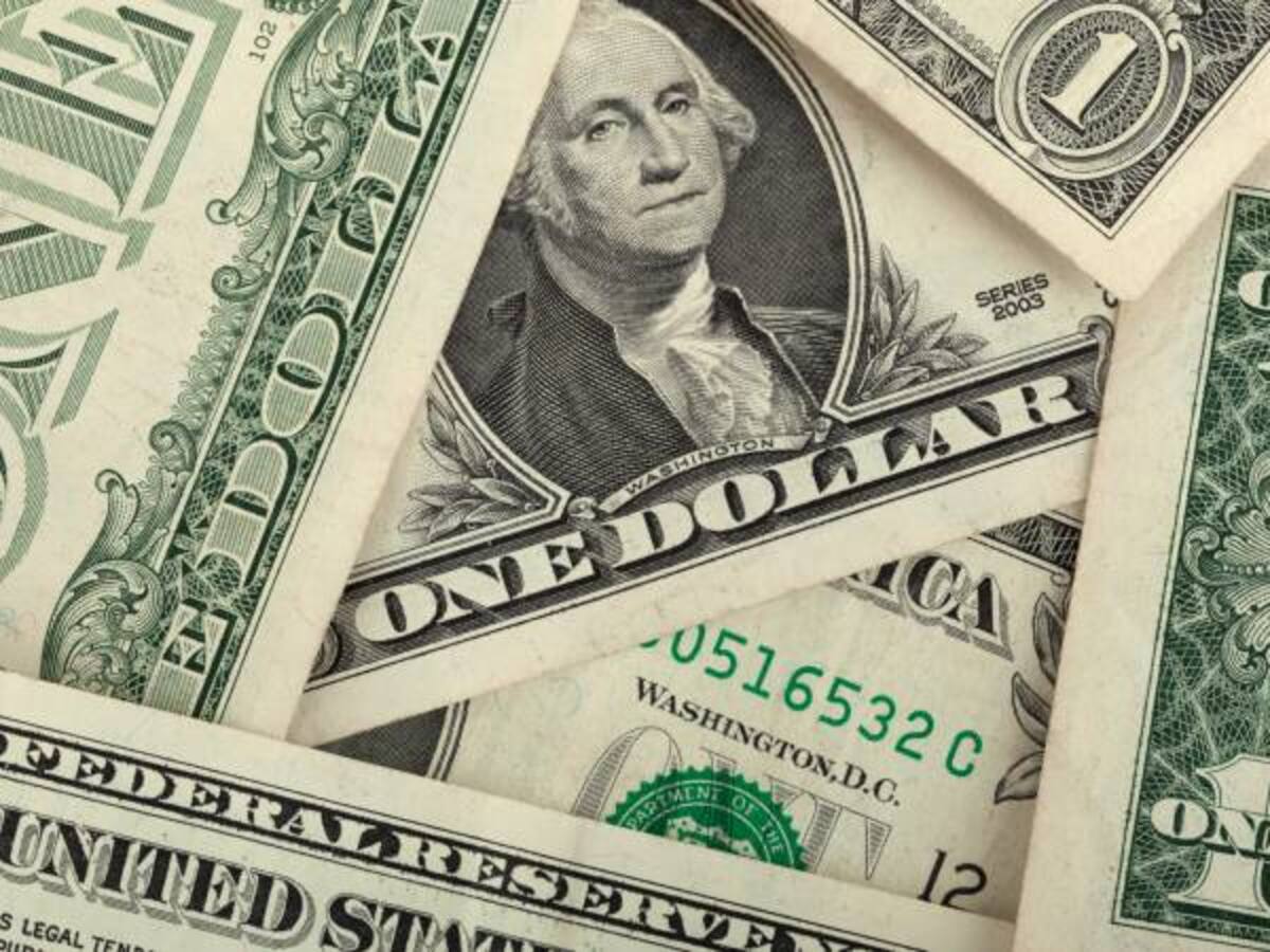 Dólar nuevamente se negocia por debajo de los $3.000