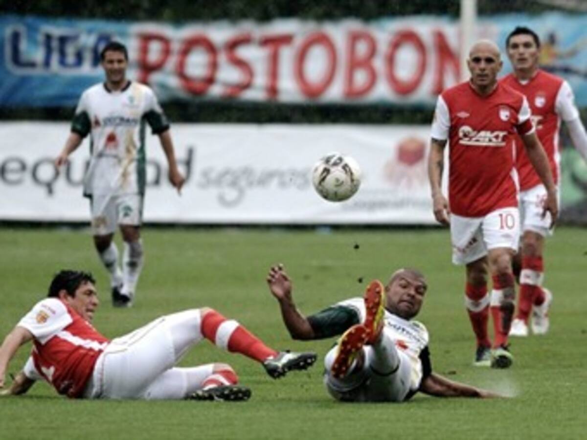 Santa Fe empató y lidera el grupo B. Pasto, también es primero en el A.