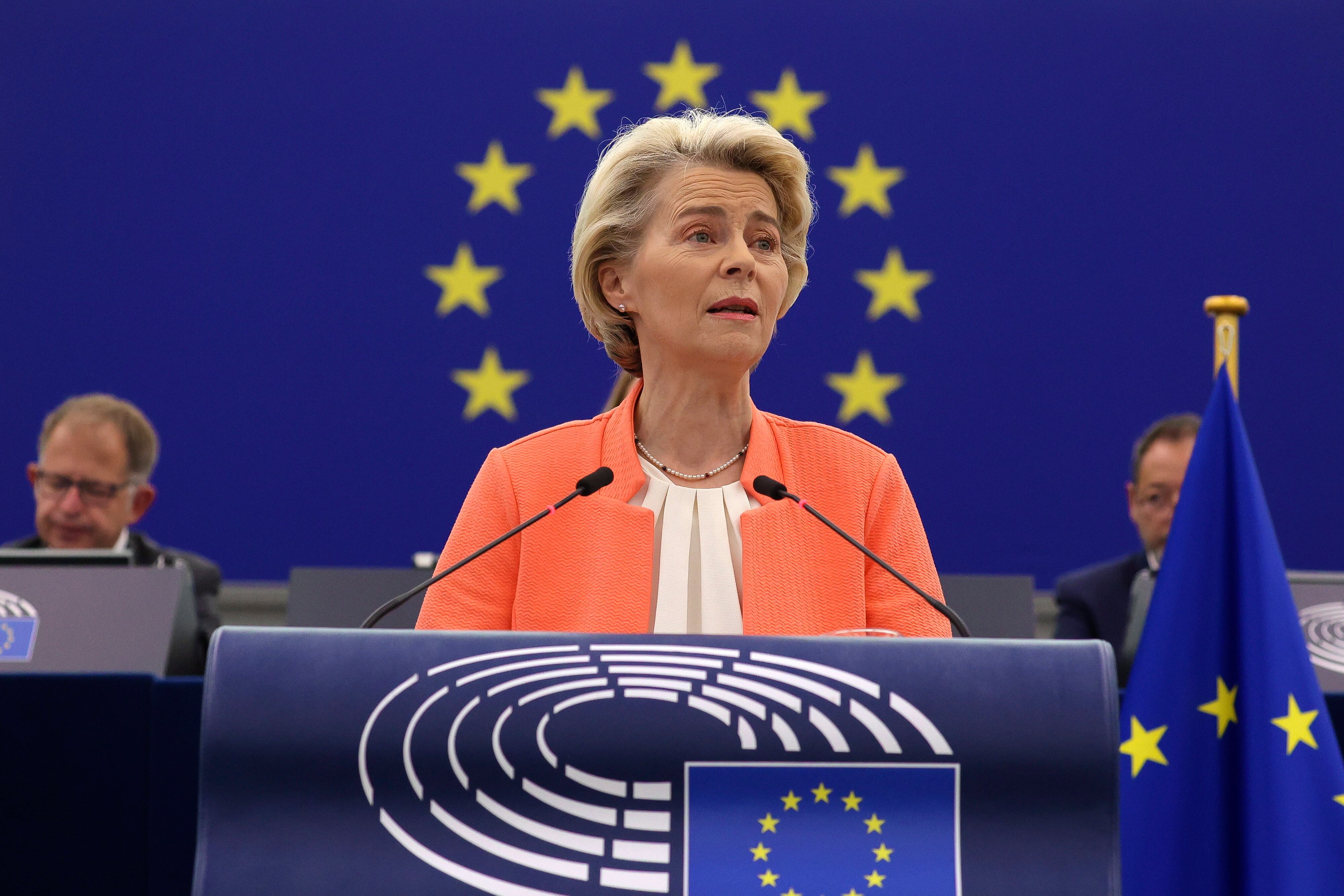 Strasbourg (France), 13/09/2023.- European Commission President Ursula von der Leyen during the debate on the 'Äòstate of the European Union'Äô at the European Parliament in Strasbourg, France, 13 September 2023. The session runs from 11 till 14 September. (Francia, Estrasburgo) EFE/EPA/JULIEN WARNAND