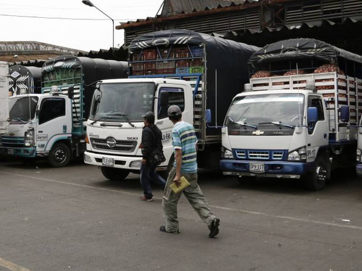 Asociación de Camioneros de Colombia en Caldas, preocupados por posible aumento del ACPM