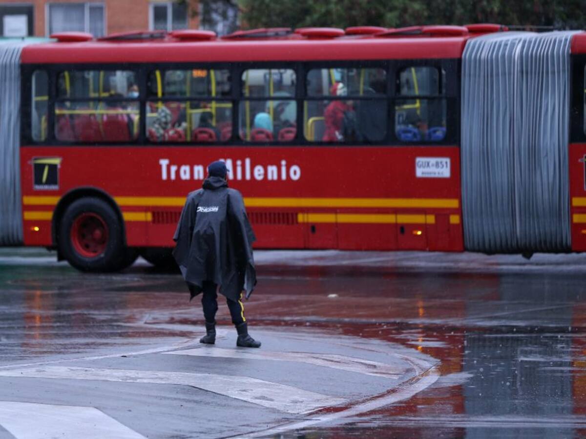 Intolerancia en Transmilenio: Mujeres protagonizaron pelea por un puesto