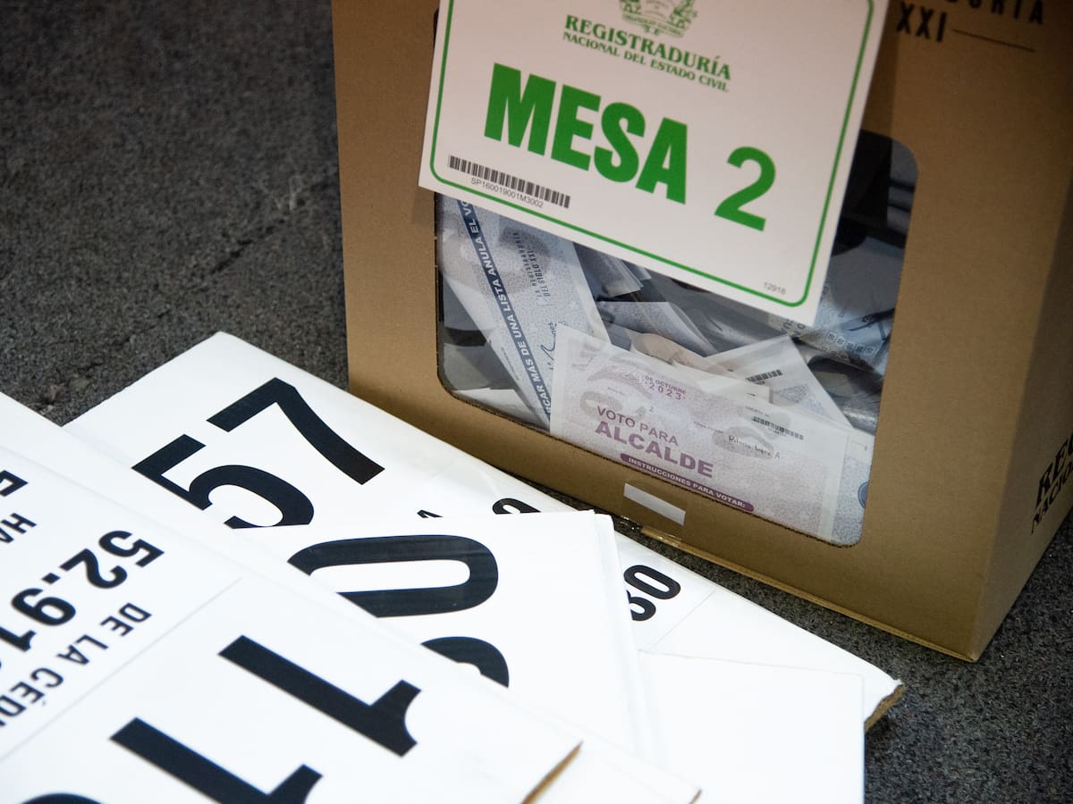 En Antioquia no ha habido solicitud de traslado de mesas de votación por lluvias ni seguridad