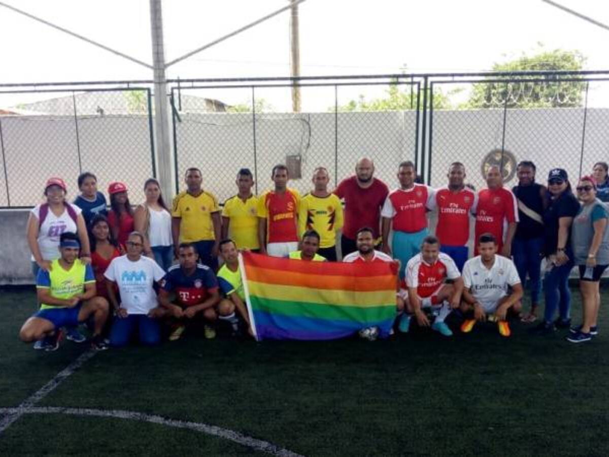 Con marcha se conmemoró el Día Internacional del Orgullo Gay en Bolívar