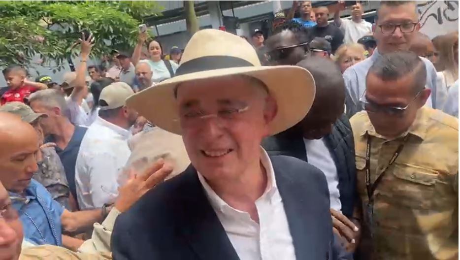 Uribe en Medellín- foto cortesía