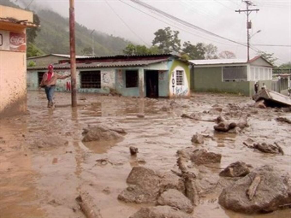 Ideam advierte lluvias hasta abril y peligros de deslizamientos en centro y oriente del país