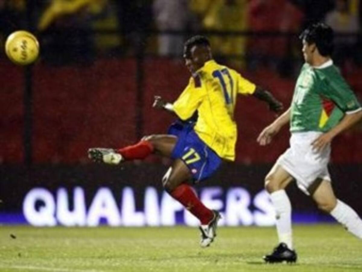 Colombia derrota 2-1 a México en partido amistoso
