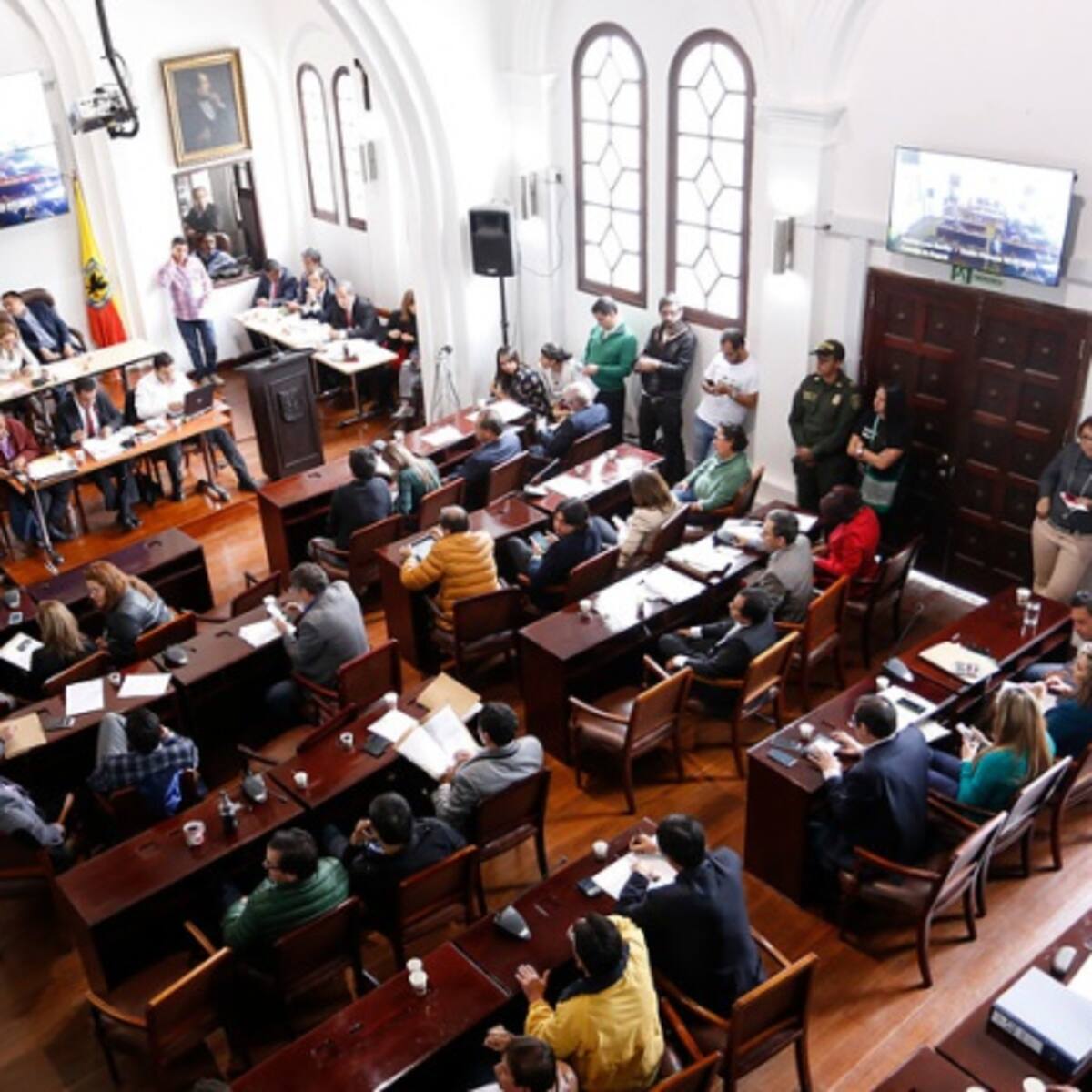 Procuraduría investiga a diez concejales de Bogotá por no asistir a sesiones