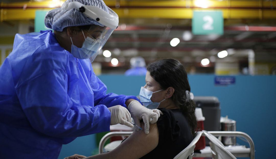 Vacunación contra la COVID-19 en Bogotá