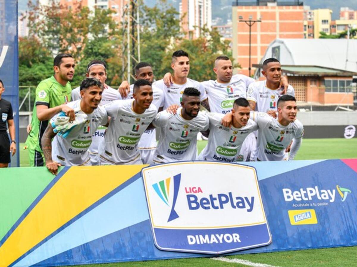 Polémica en Once Caldas: Roger Torres desata críticas por gesto al cobrar penal