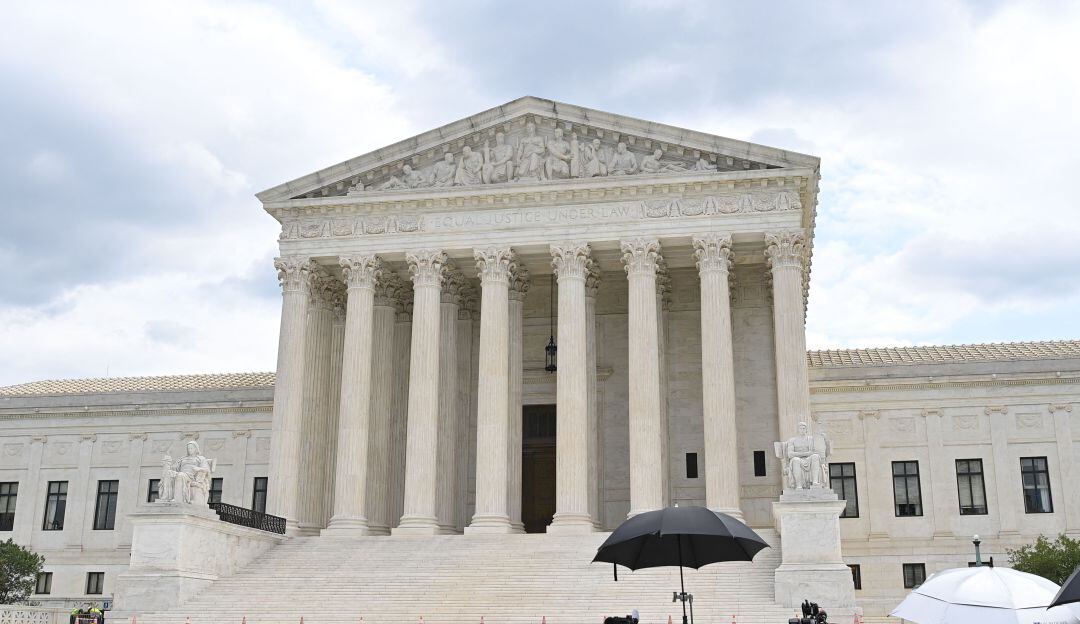 Corte Suprema de EE.UU. anula ley de Nueva York que limita porte de armas