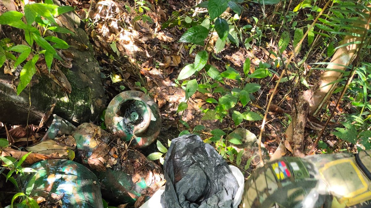 Descubren bodega de explosivos del ELN