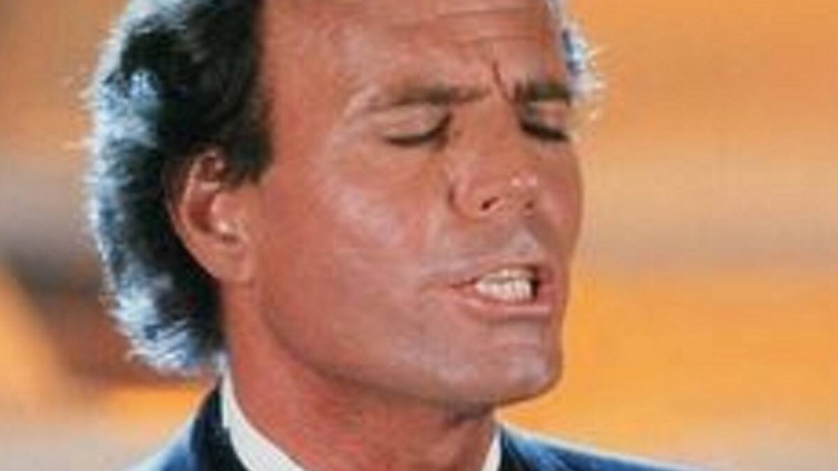 La Buena y La Mejor con Julio Iglesias