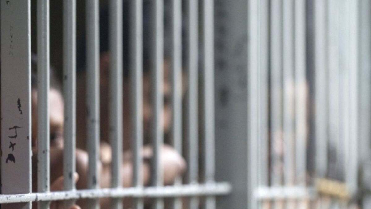 Grave hacinamiento en estaciones de policía