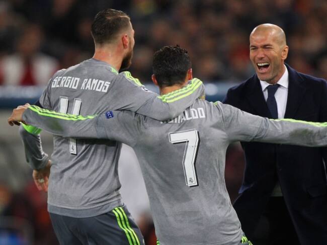 Zidane: &quot;Ramos es un líder en el vestuario, Cristiano en la cancha&quot;