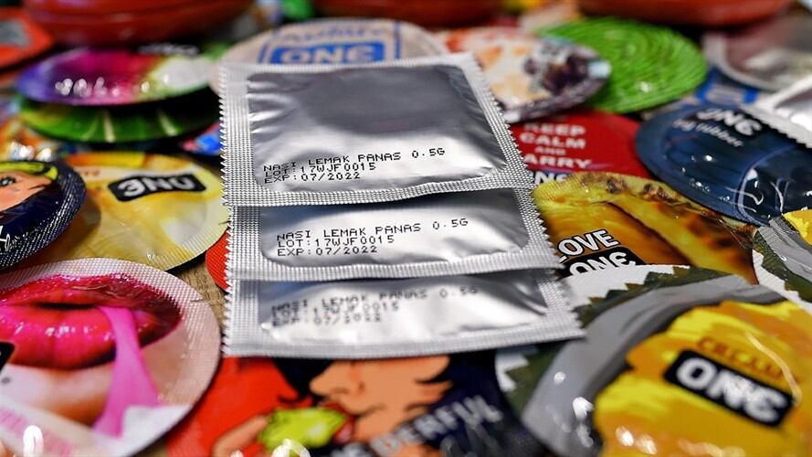 Los preservativos de látex cuentan con una proteína derivada de la leche y son frecuentemente probados en animales. Foto: Getty Images