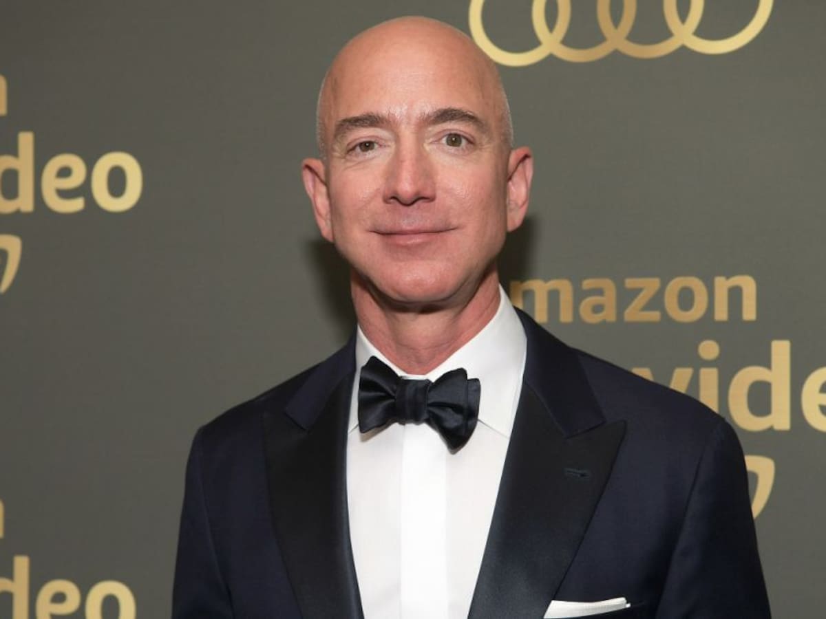 Príncipe heredero de Arabia Saudita habría intervenido móvil de Jeff Bezos