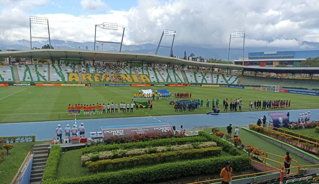Lindo en el Jardín de América, estadio Centenario de Armenia, escenario de la Copa América Femenina de fútbol