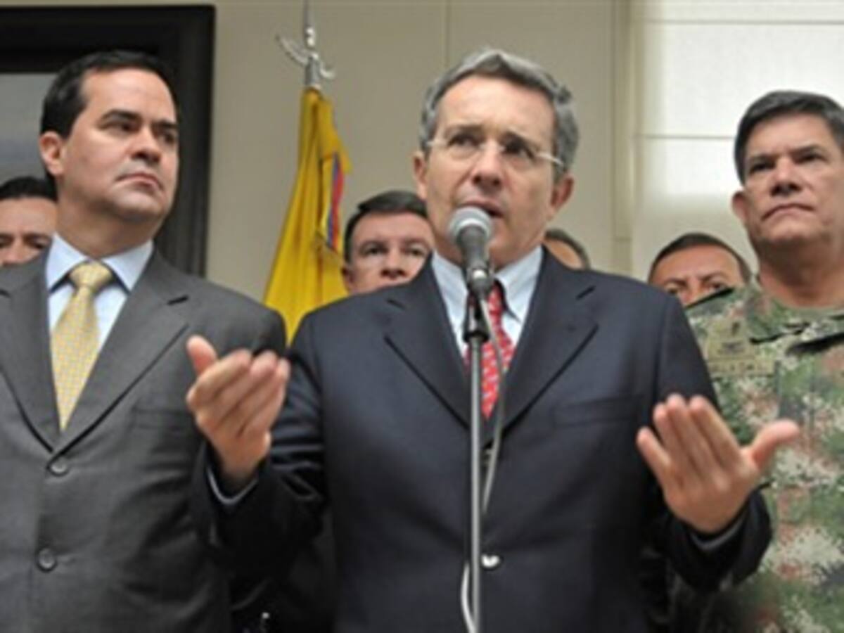 Uribe autorizó a Piedad Córdoba para gestionar la liberación de los secuestrados