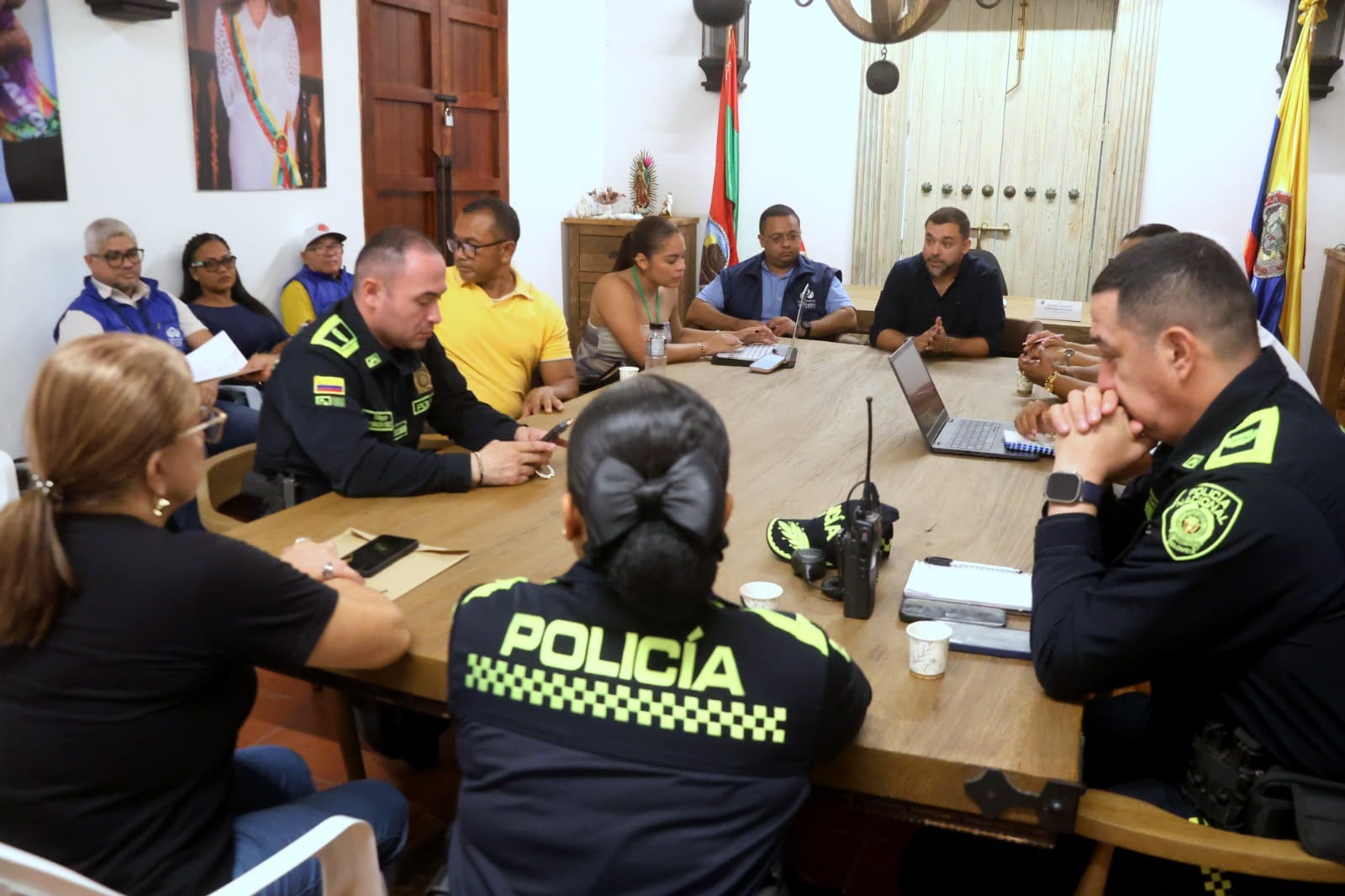 Reunión de las entidades competentes. // Personería de Turbaco