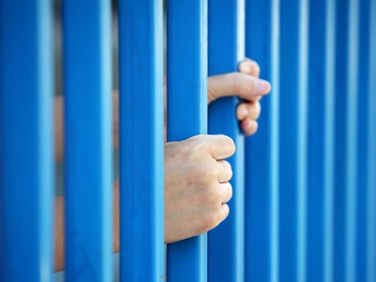 Gobierno sigue alimentando a detenidos en estaciones: en Bucaramanga hay más de 600 detenidos