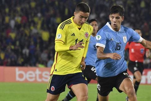 Isaac Zuleta / isaacz_9