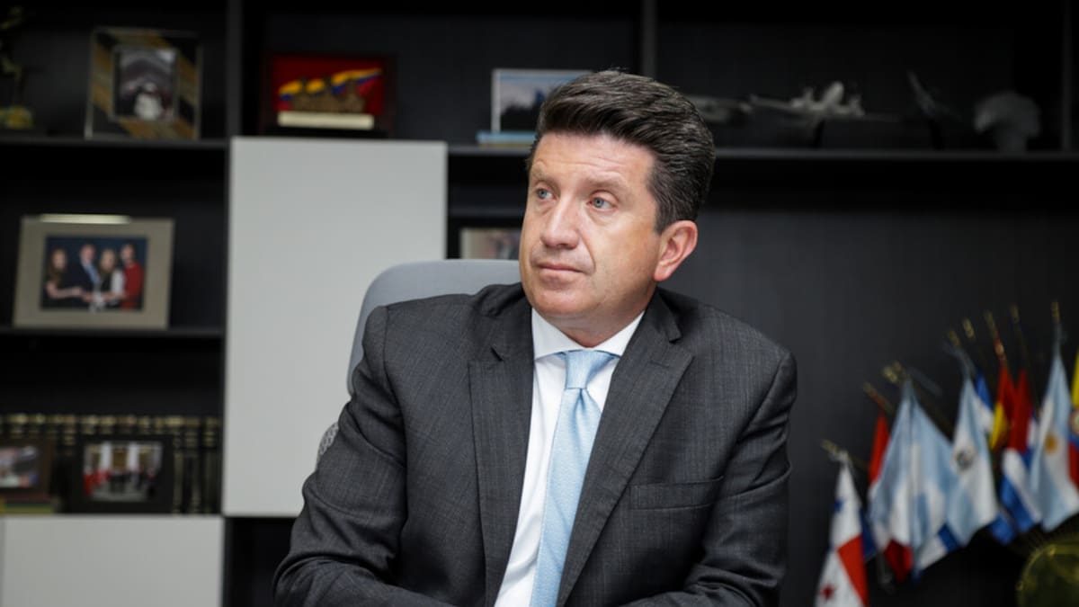 Diego Molano sobre presuntos sobornos: "Presidente Petro busca desviar la atención de su escándalo"