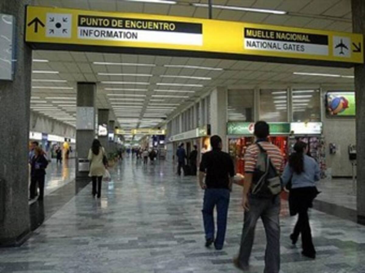 Colombia captura 113 extranjeros tratando de sacar coca en 2013