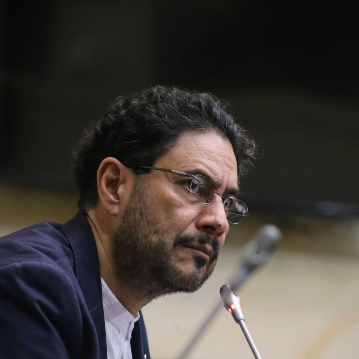 Las gestiones del proceso con el ELN quedaron suspendidas, pero no se ha terminado: Cepeda