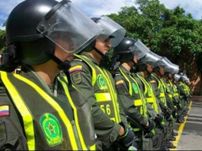 Campesinos liberan a 21 policías retenidos en la vía Bogotá- Villavicencio